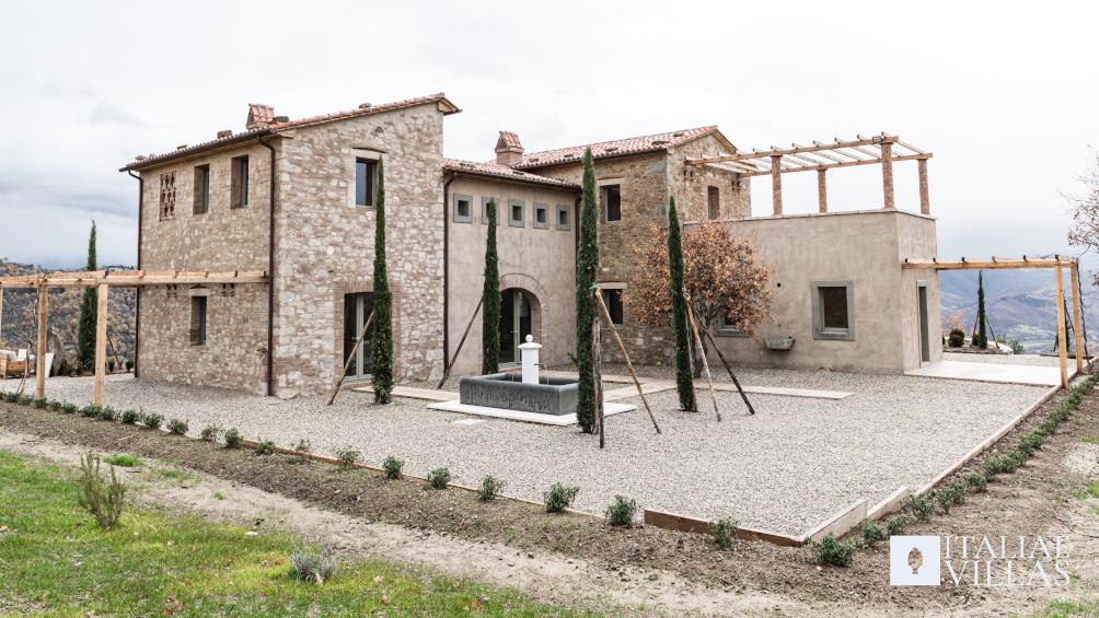 Casa del dottore luxury villas for sale in umbria